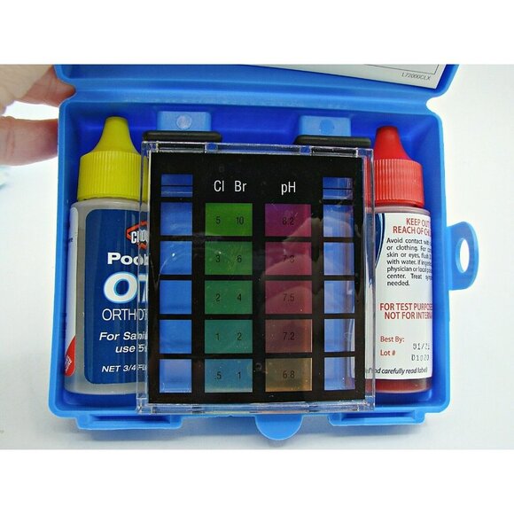 Clorox Pool and Spa 3 Way Test Kit Water Test for pH Chlorine and Bromine NIOB - Picture 9 of 10